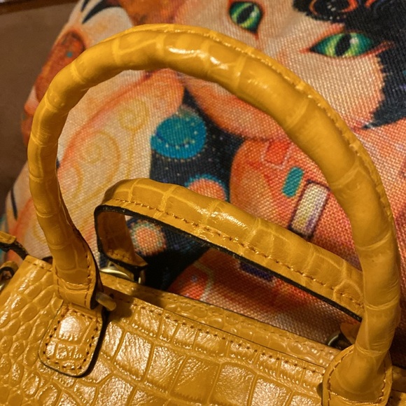 PATRICIA NASH NWOT CROC HAND BAG / CROSSBODY YELLOW WITH COIN PURSE DUST BAG - Picture 8 of 14